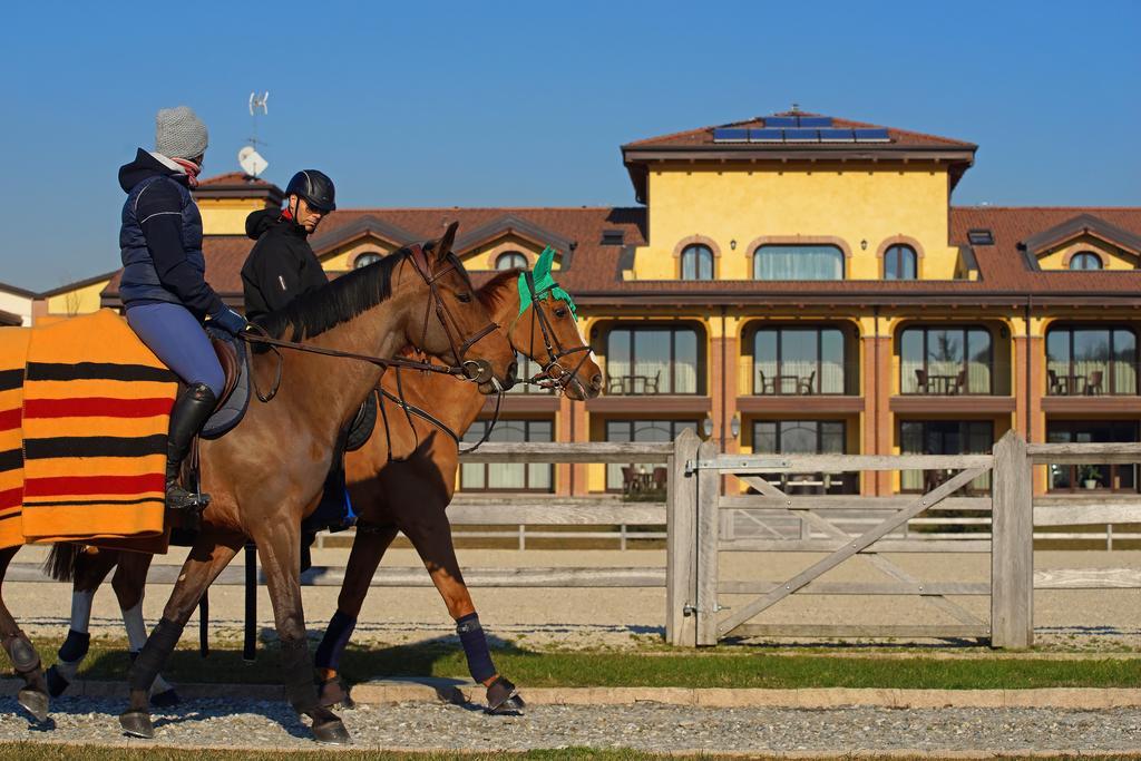 Agriturismo Il Boschetto Ornago Exterior foto